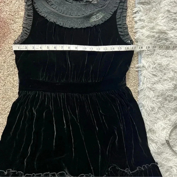 KATE SPADE BLACK VELVET DRESS MIDI RUFFLE SLEEVELESS HOLIDAY NWT SIZE 8 MEDIUM - Picture 8 of 11